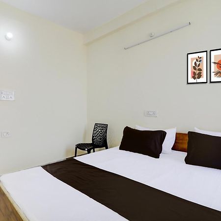 Hotel O Rn Chinhat Luaran gambar