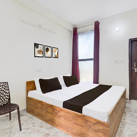 Hotel O Rn Chinhat Luaran gambar